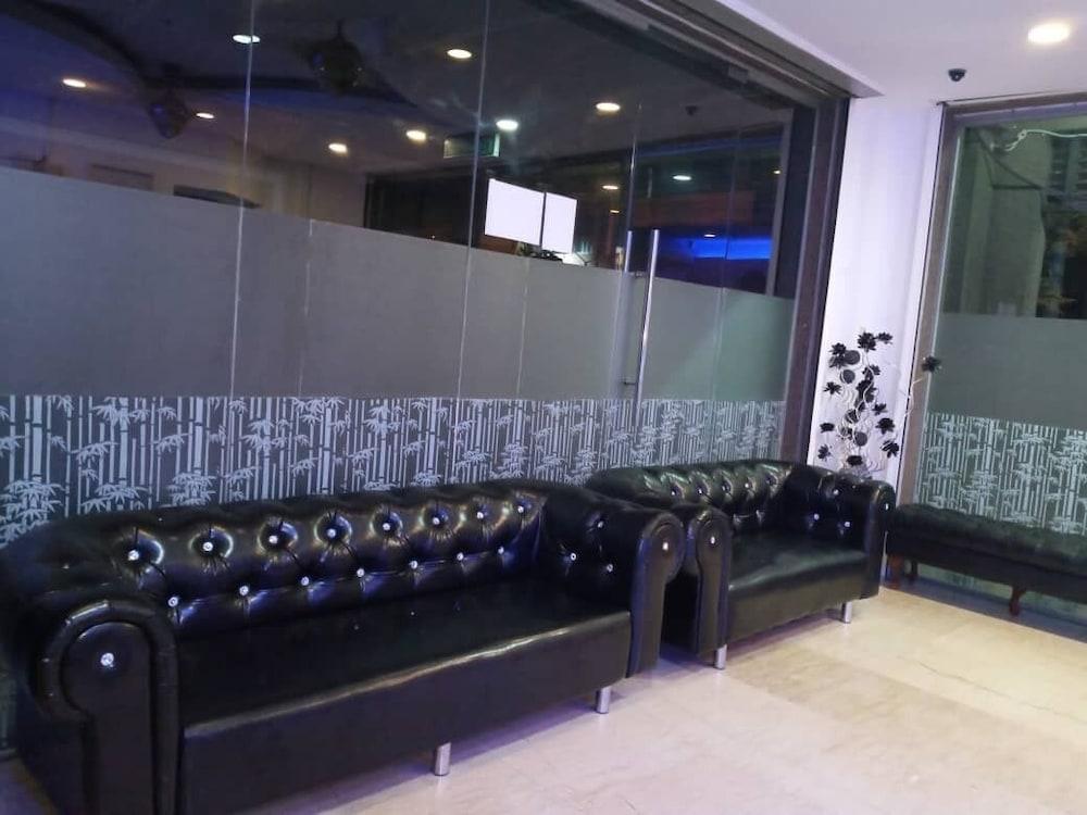 New Town Hotel Usj Sentral Subang Jaya Εξωτερικό φωτογραφία